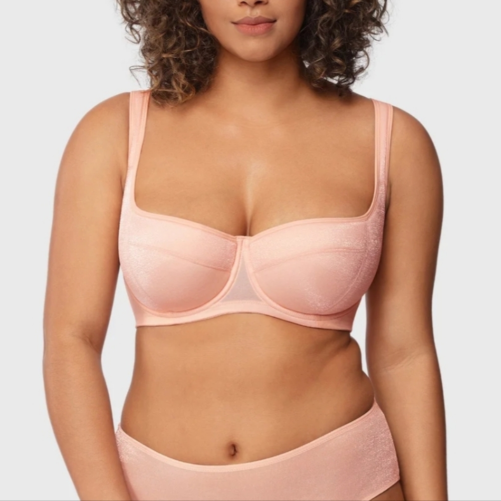 Soft Sculpt Underwire Balconette Bra — Blush Pink